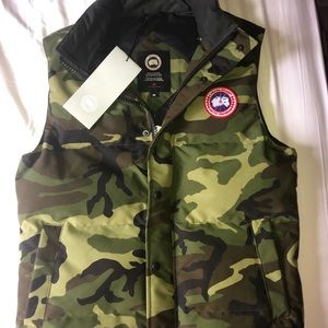 Canada goose camo vest